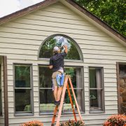 1. What to Look for in a Professional Outdoor House Cleaning Services