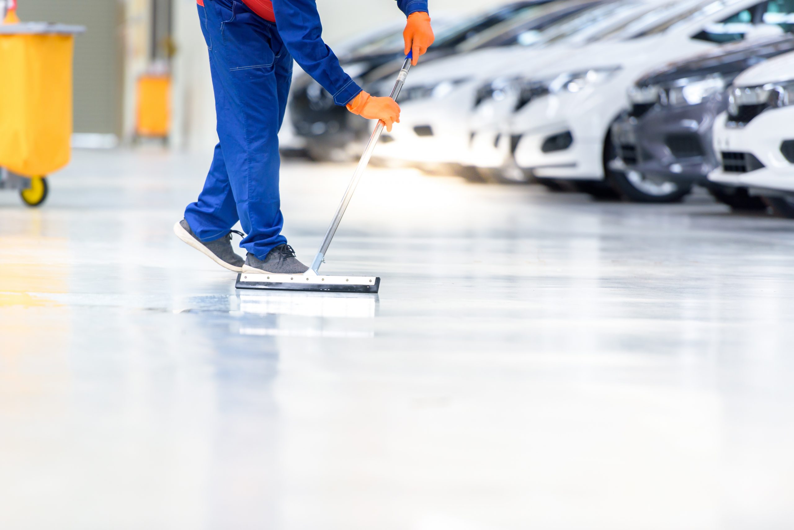 Top 10 Commercial Cleaning Tips for Office Buildings